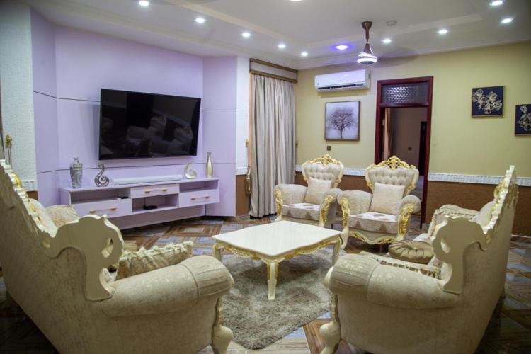 Macoba Luxury Apartments Kumasi Ngoại thất bức ảnh
