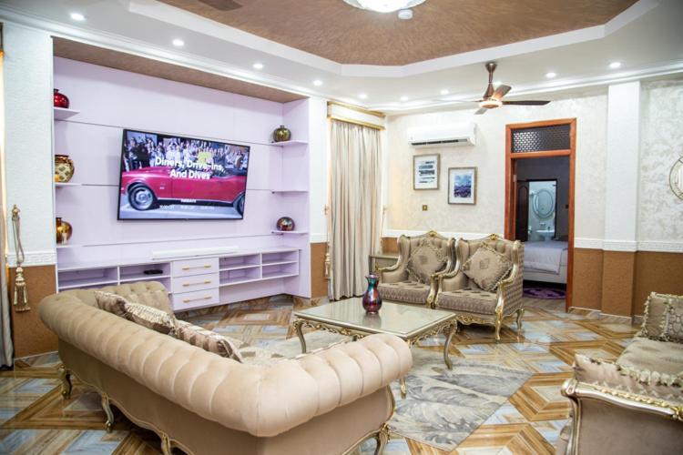 Macoba Luxury Apartments Kumasi Ngoại thất bức ảnh